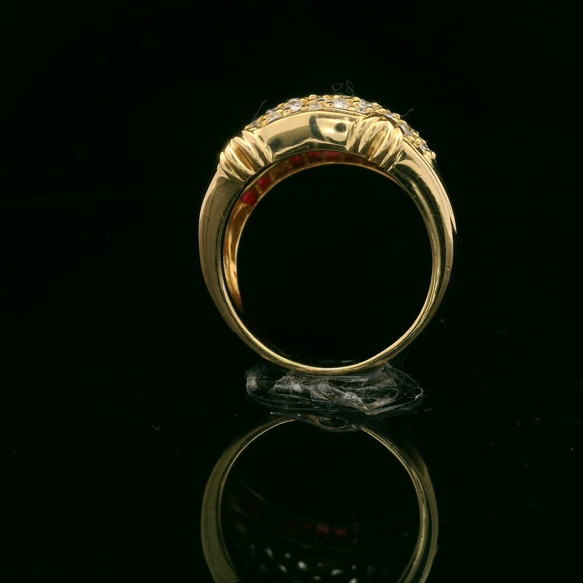 Elegant Gold and Diamond Ring