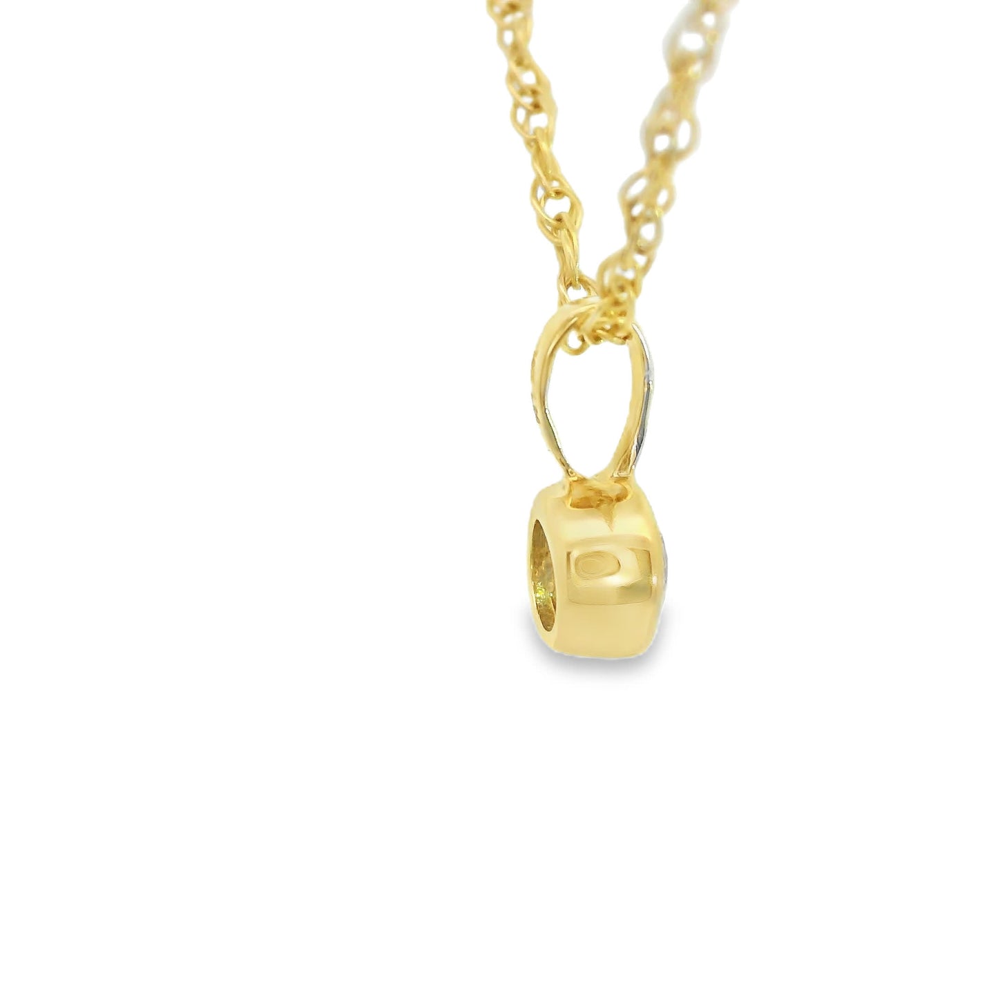 0.10 Carat Dazzling Round-cut Diamond Pendant