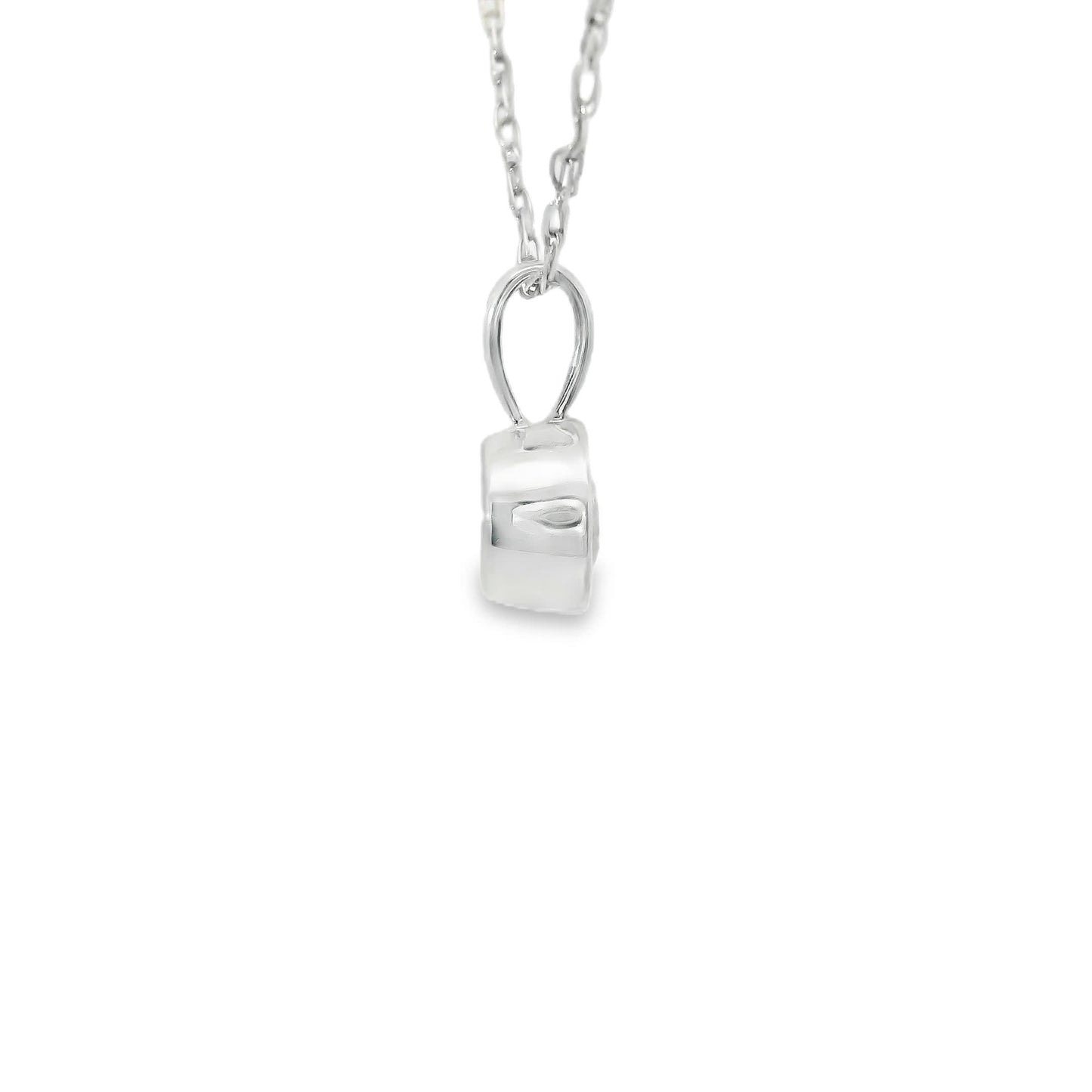 0.15 Carat Dazzling Round-cut Diamond Pendant
