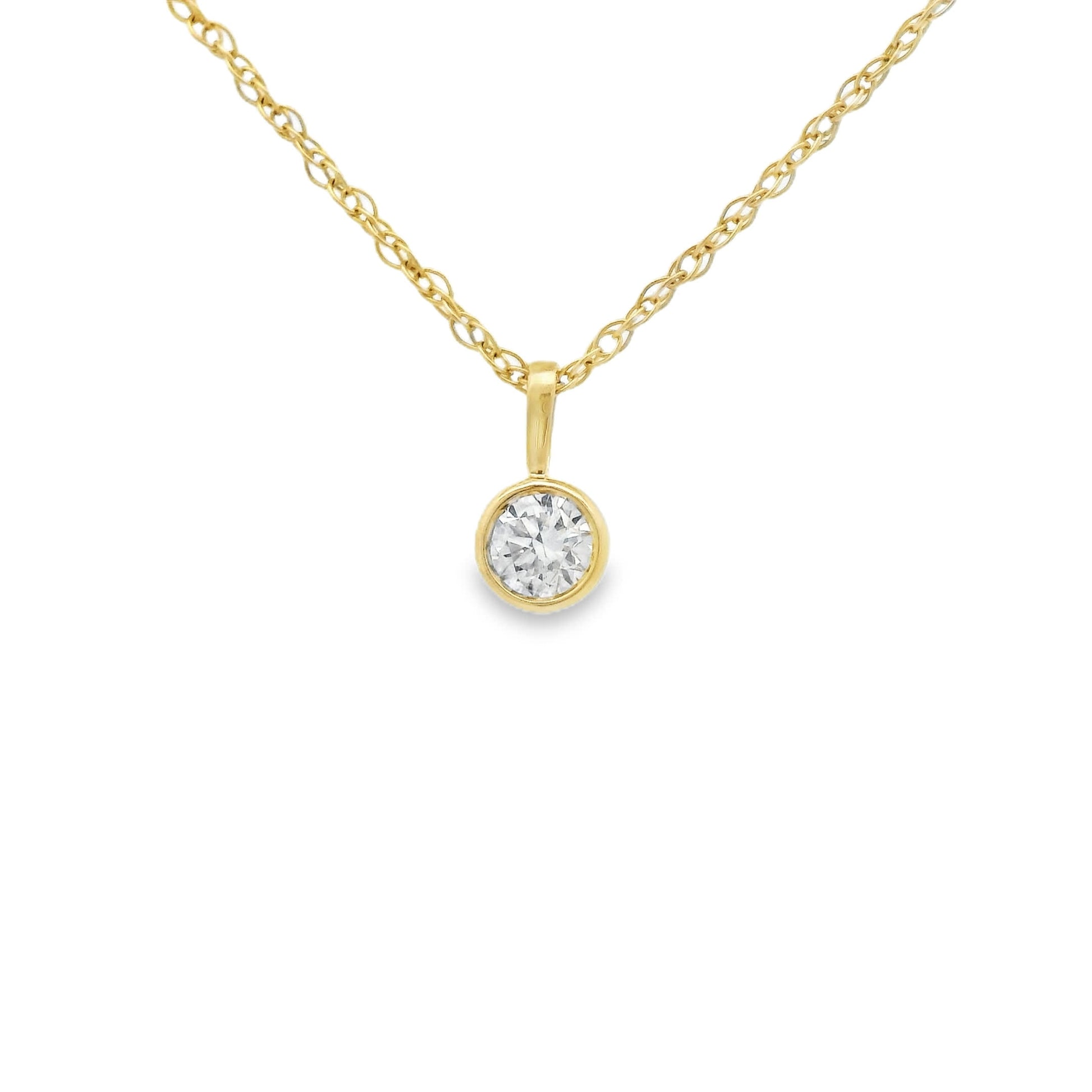 0.15 Carat Dazzling Round-cut Diamond Pendant