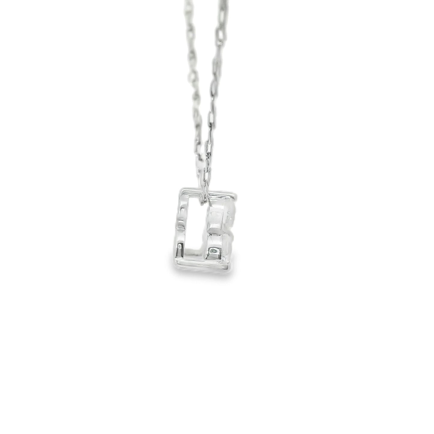 0.18 Carat Three Stones Round 14K Gold Diamond
