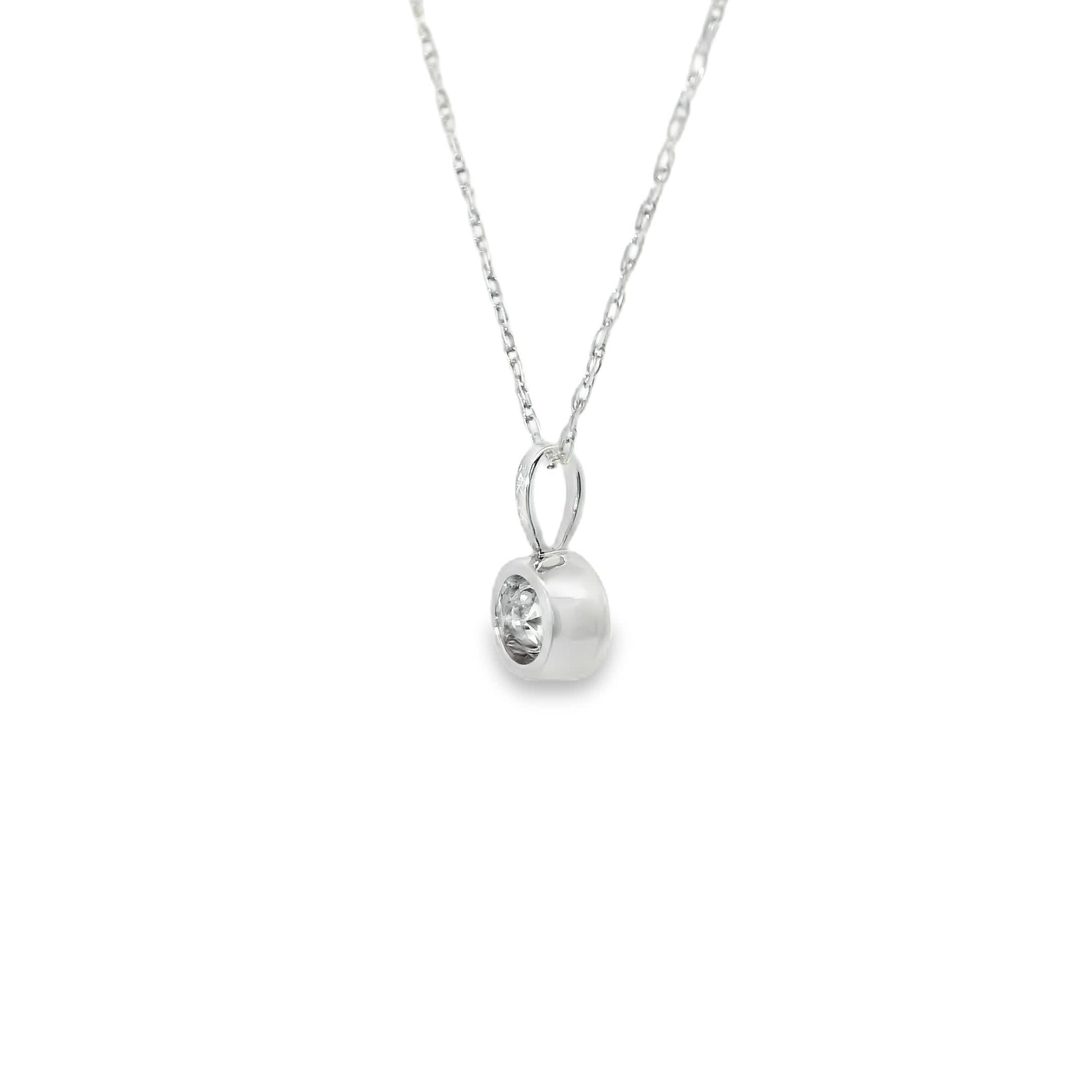 1/4Ct 14K Elegant Gold Pendant