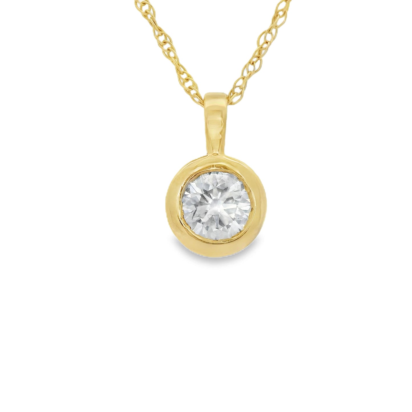 0.50 Carats Round Cut Diamond Pendant Available White Or Yellow Gold 14K