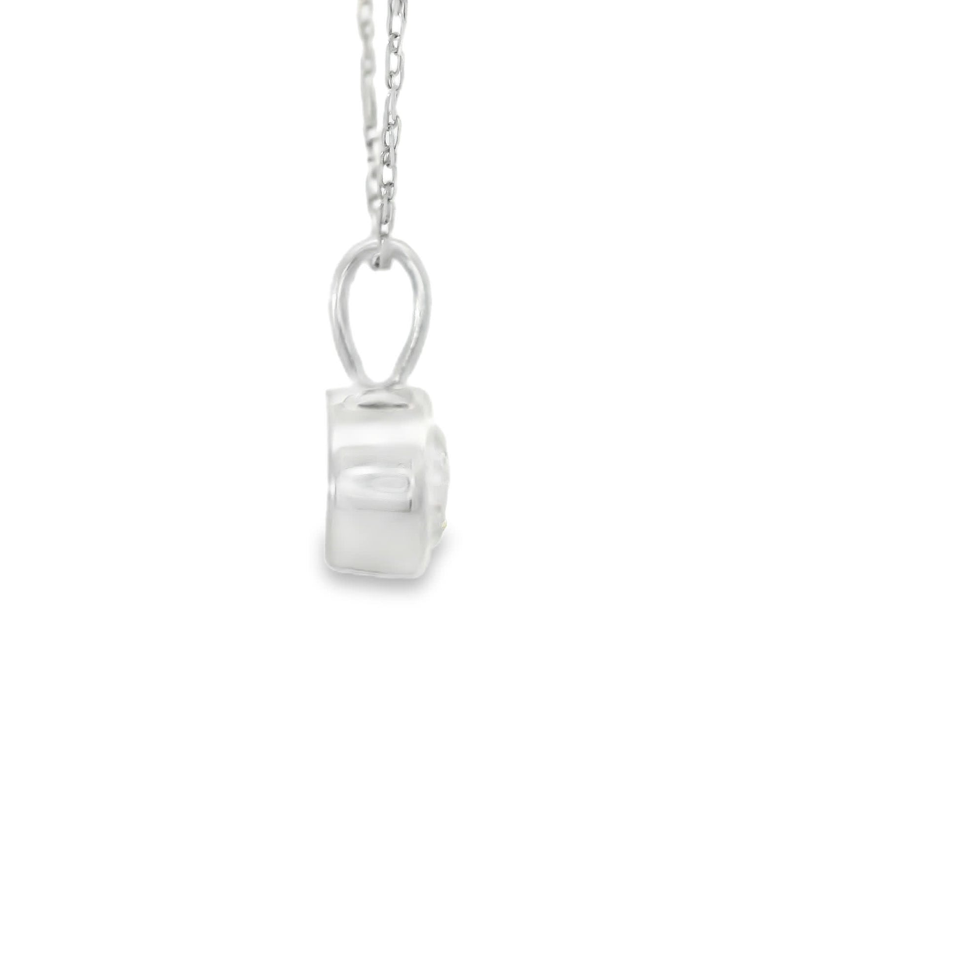 0.50 Carats Round Cut Diamond Pendant Available White Or Yellow Gold 14K
