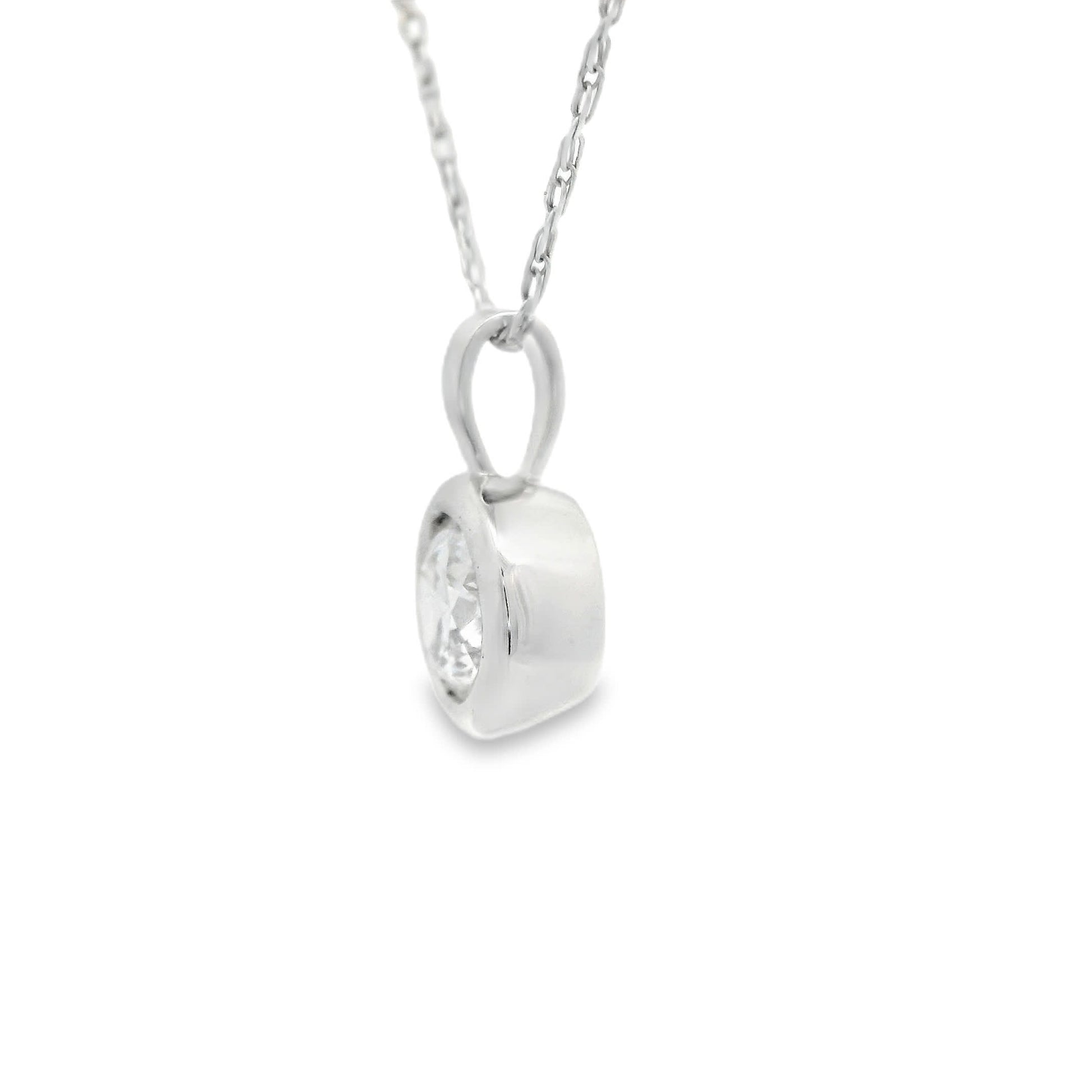 0.33 Carat 14K Gold Round