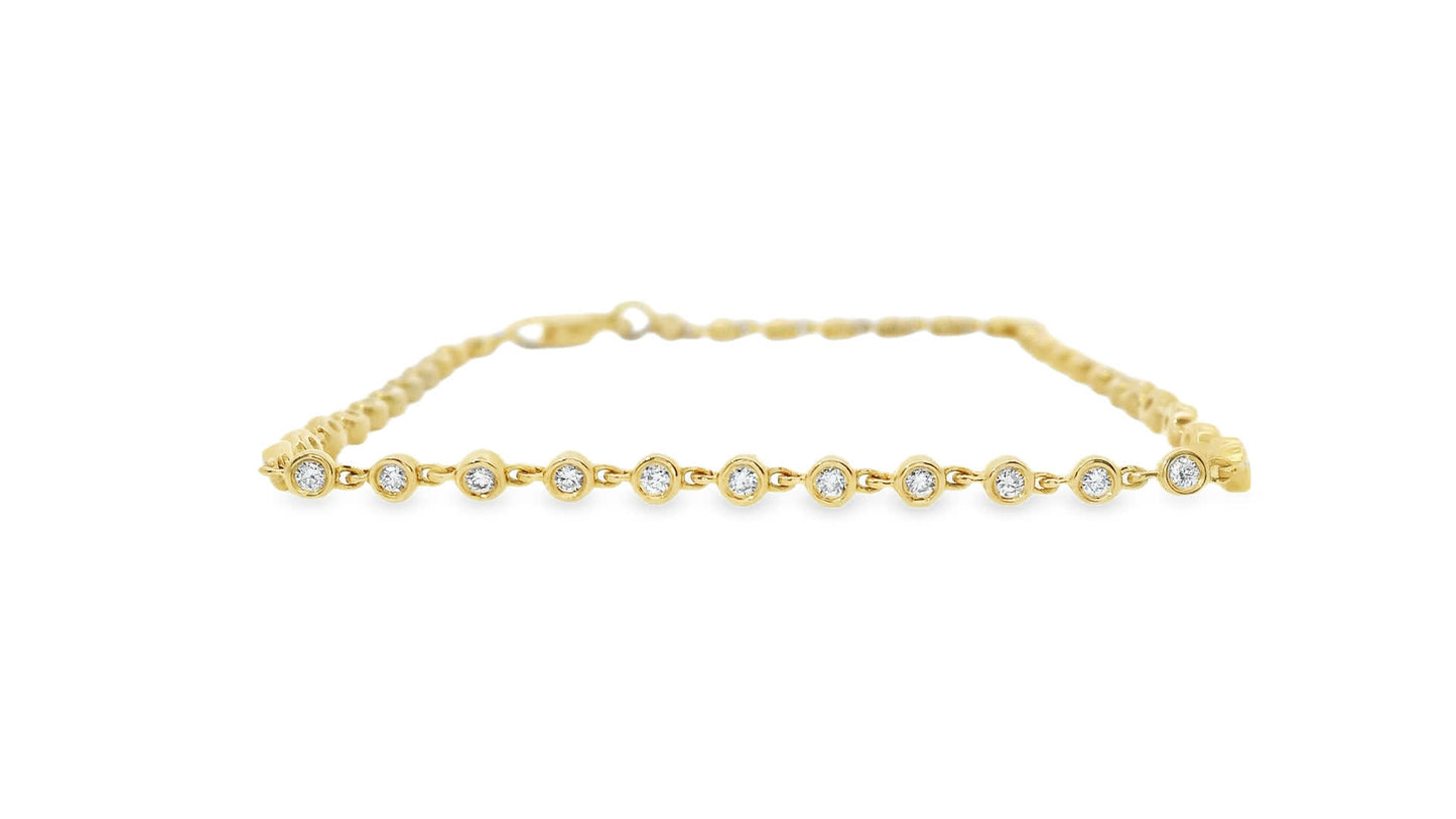 Elegant Gold Bracelet