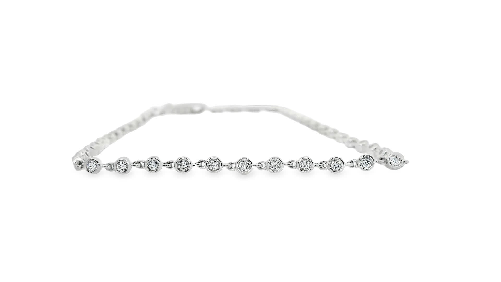 Elegant Gold Bracelet