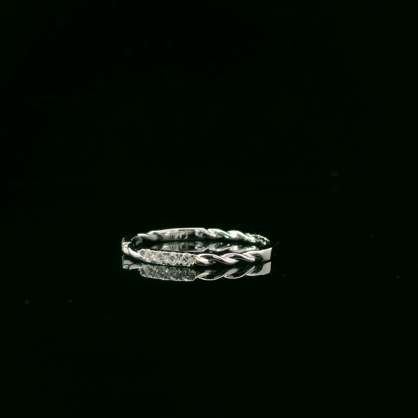 0.15ct Lab-Grown Diamond Wedding Band in 14K Gold