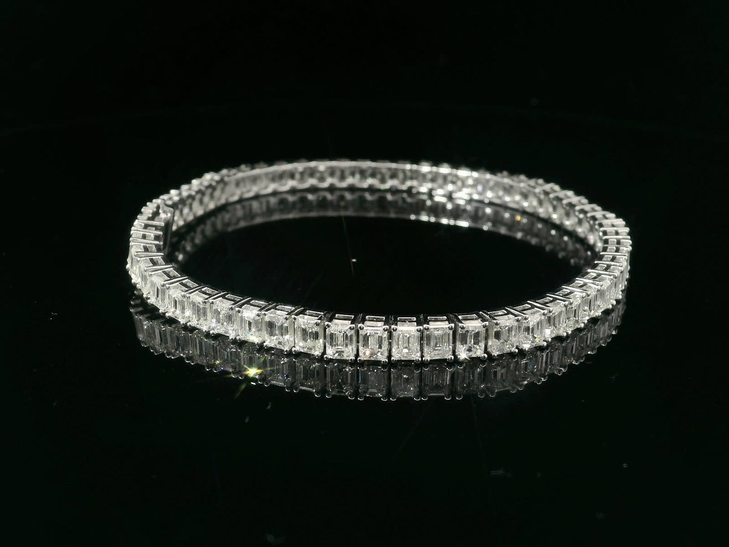 11.00 Carat Emerald Cut Diamond Tennis Bracelet
