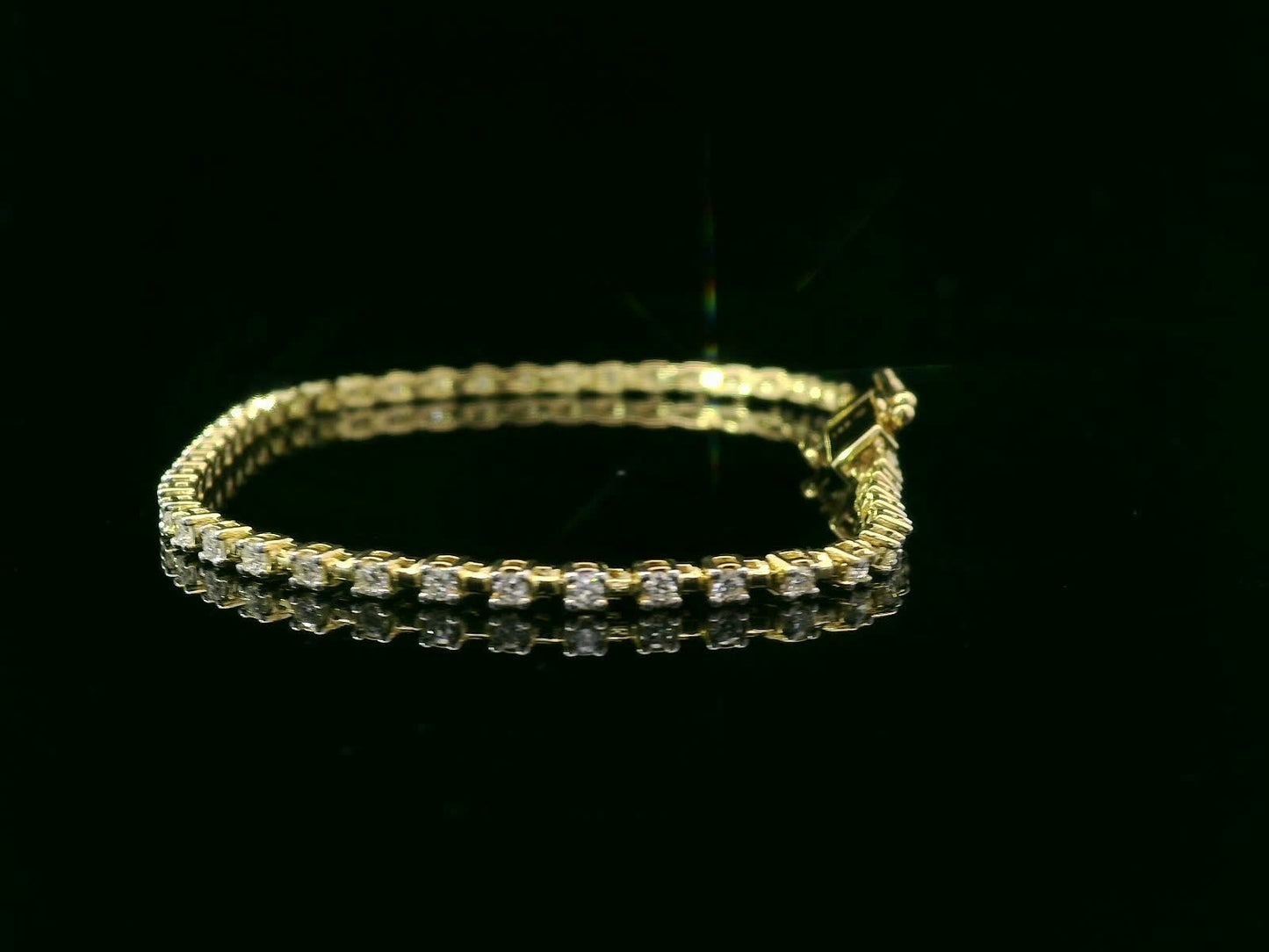Elegant Diamond Tennis Bracelet