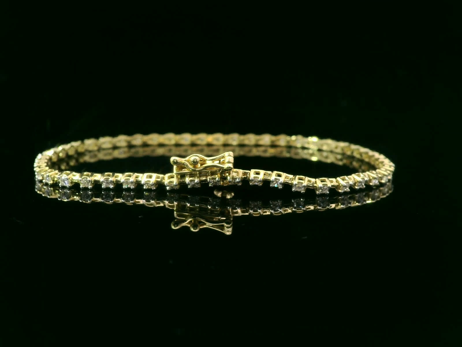Elegant Diamond Tennis Bracelet