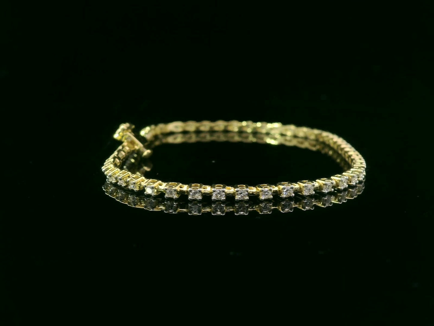 Elegant Diamond Tennis Bracelet