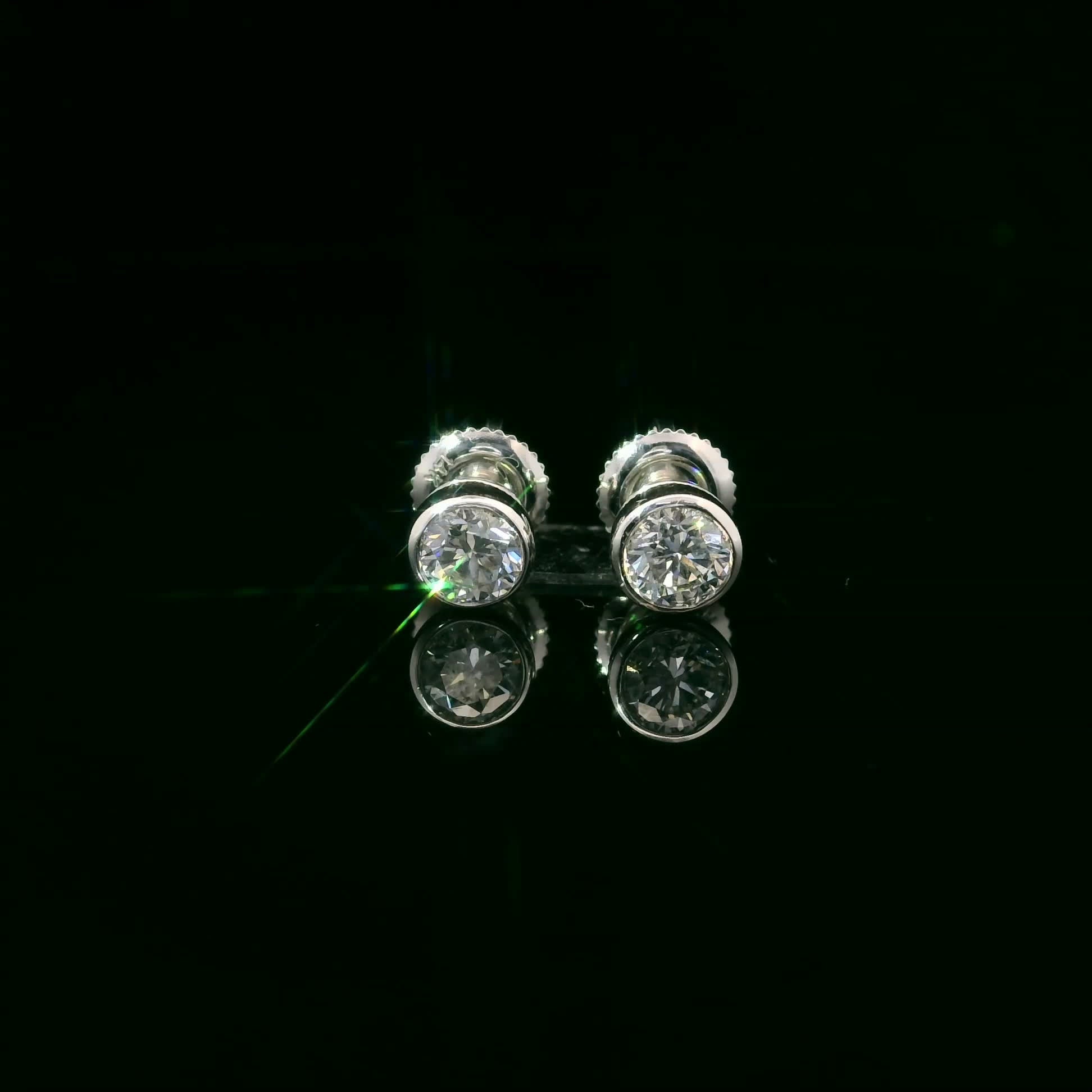 Round Cut Stud Diamond Earrings 14K Gold 0.75 Carat