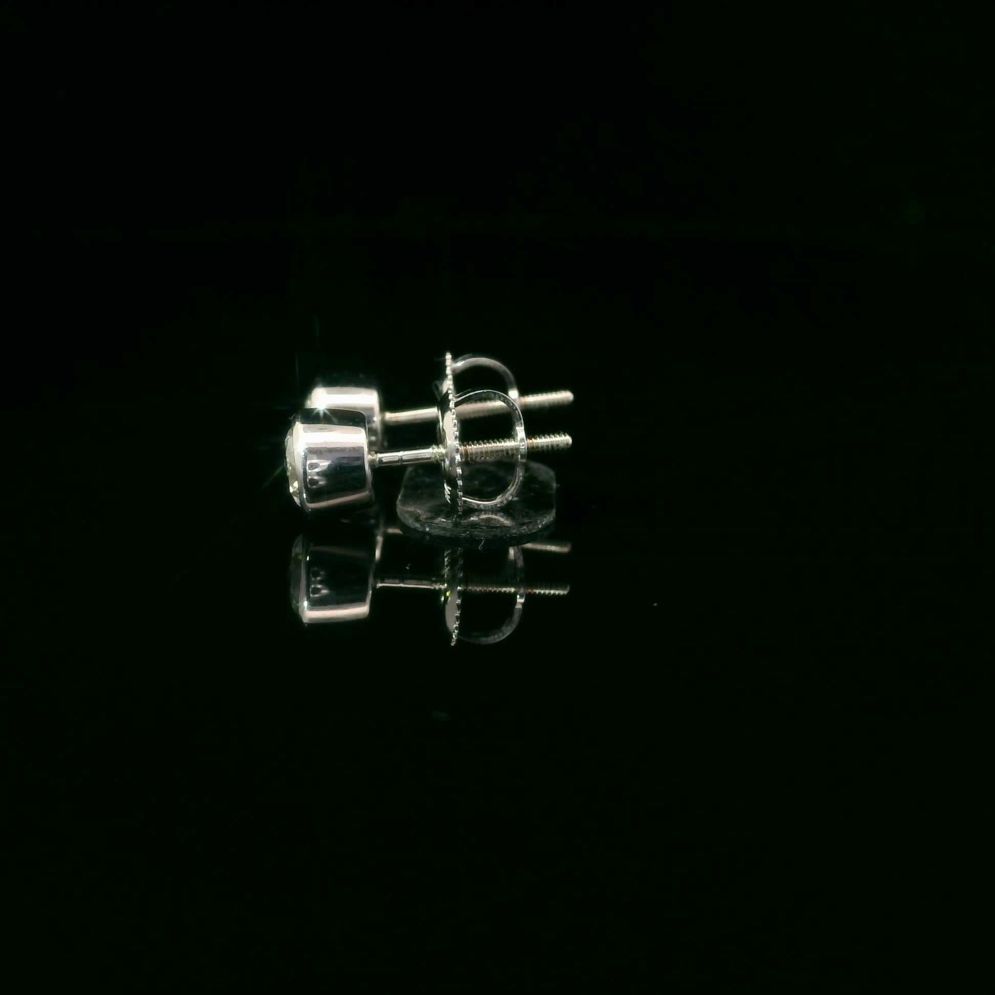 Round Cut Stud Diamond Earrings 14K Gold 0.75 Carat