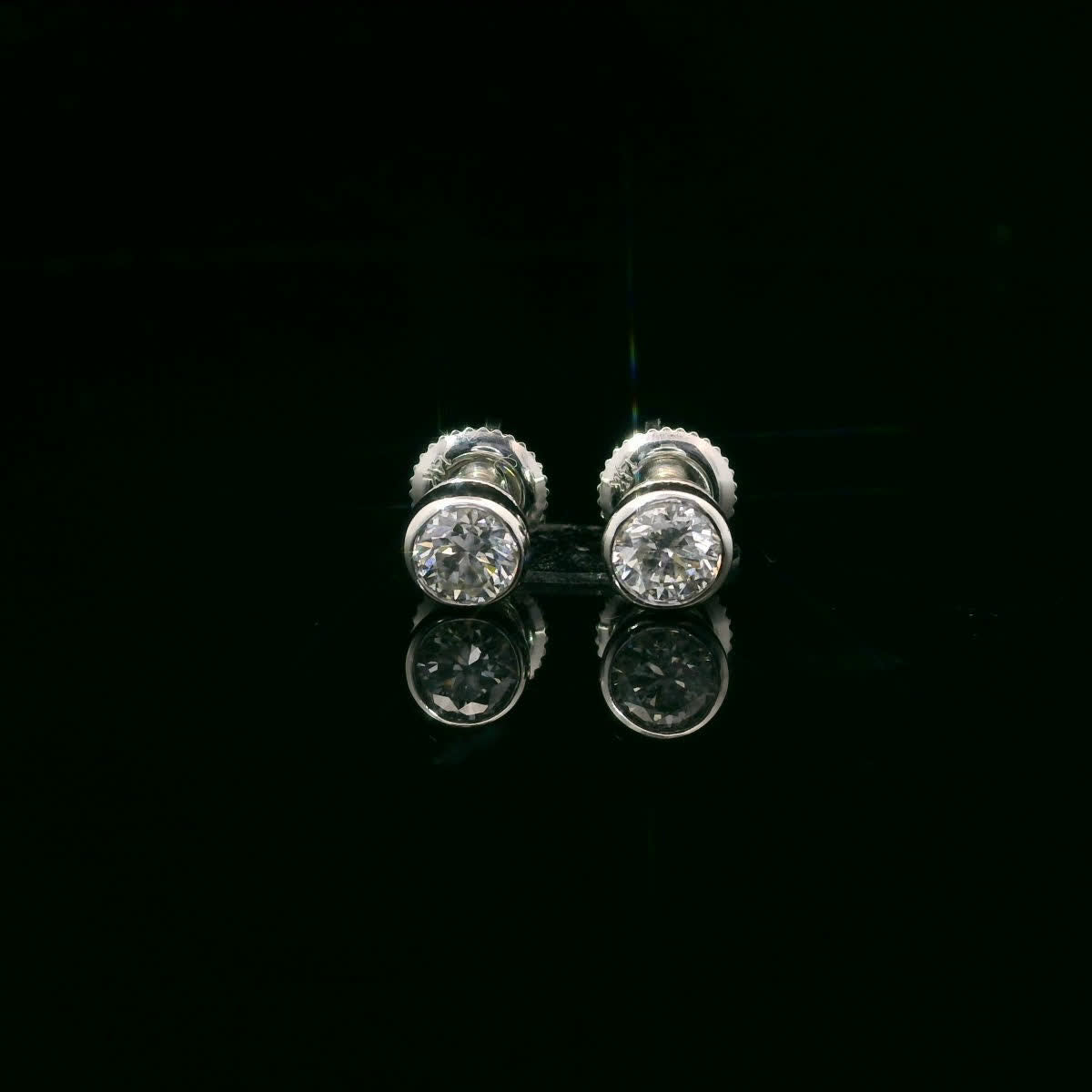 Round Cut Stud Diamond Earrings 14K Gold 0.75 Carat