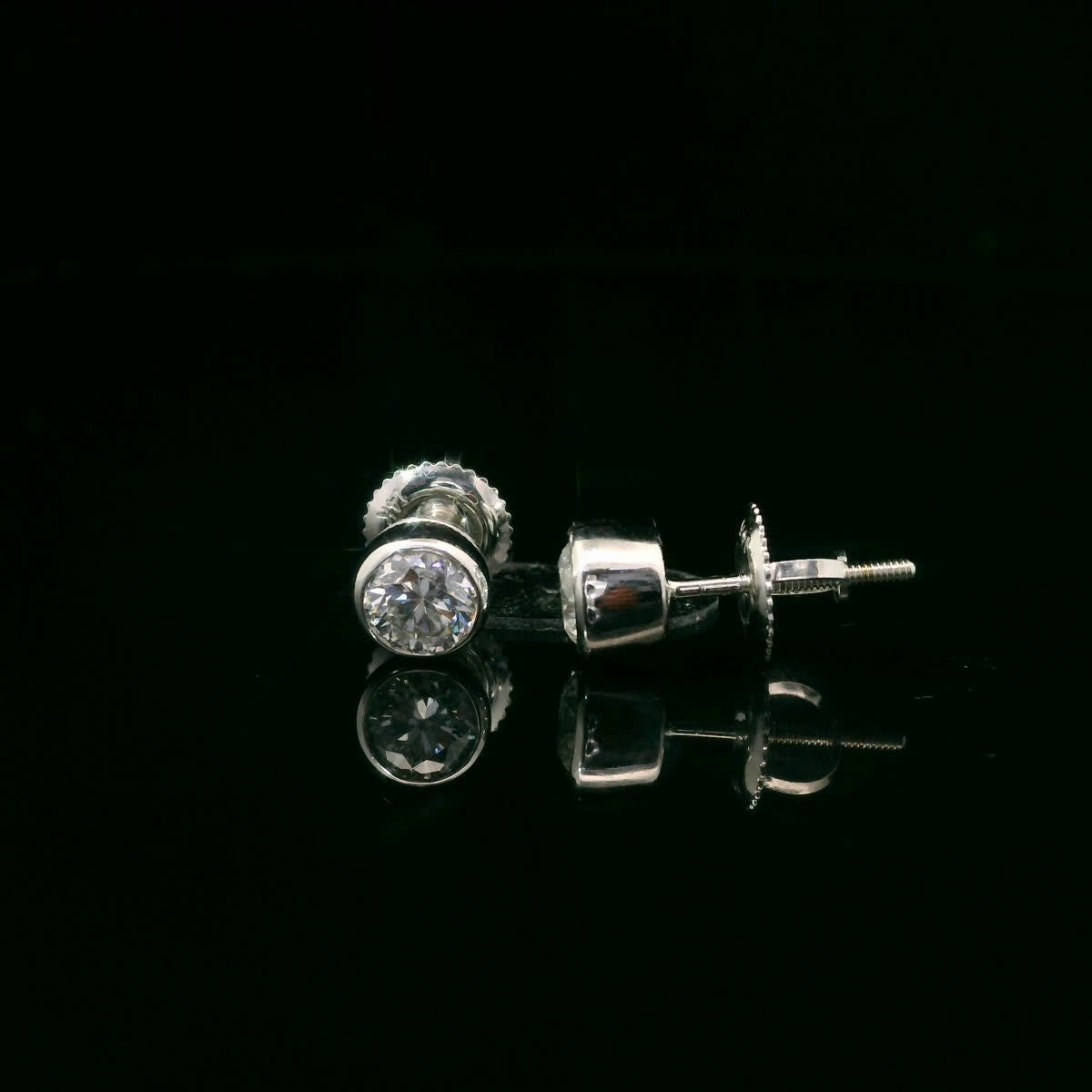 Round Cut Stud Diamond Earrings 14K Gold 0.75 Carat