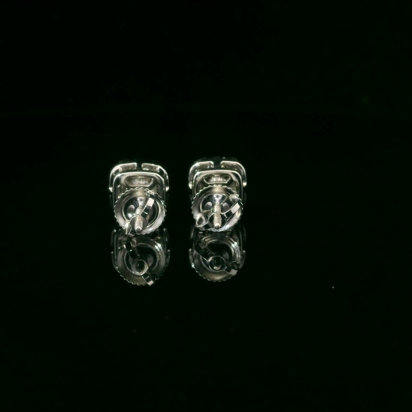 14K Gold Round-cut Diamonds Earrings 1.00 Carat
