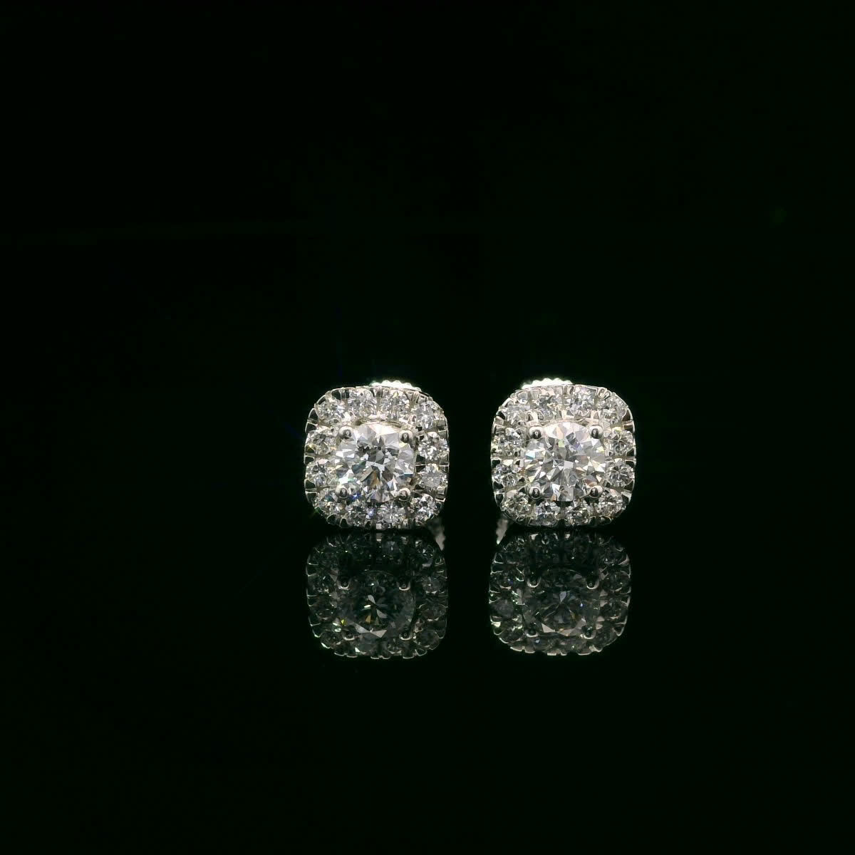 14K Gold Round-cut Diamonds Earrings 1.00 Carat