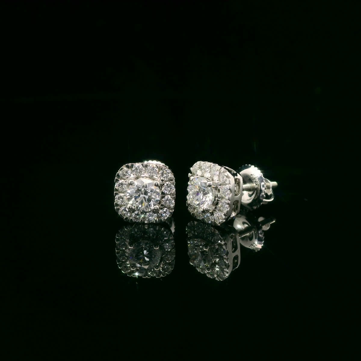 14K Gold Round-cut Diamonds Earrings 1.00 Carat