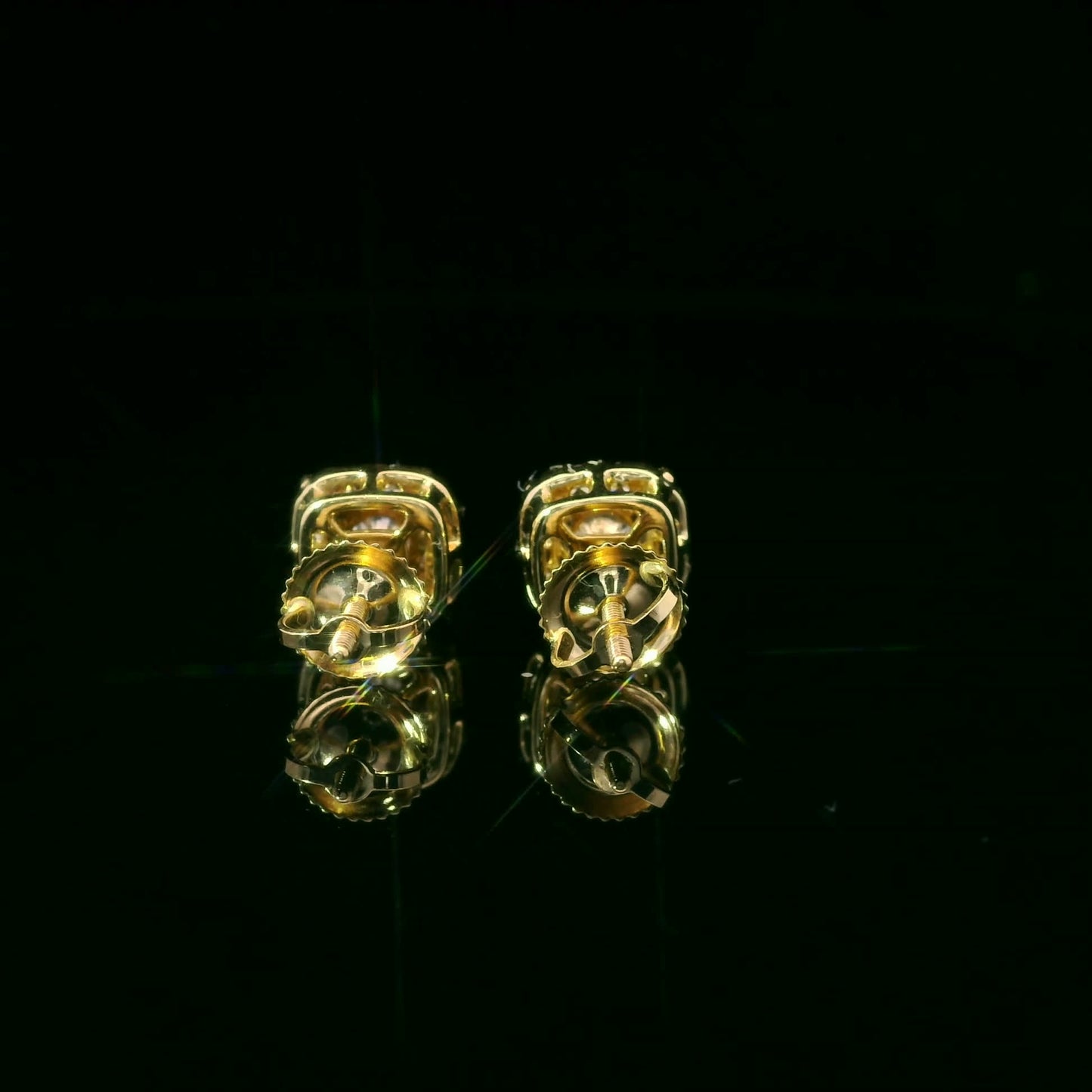 14K Gold Round-cut Diamonds Earrings 1.00 Carat
