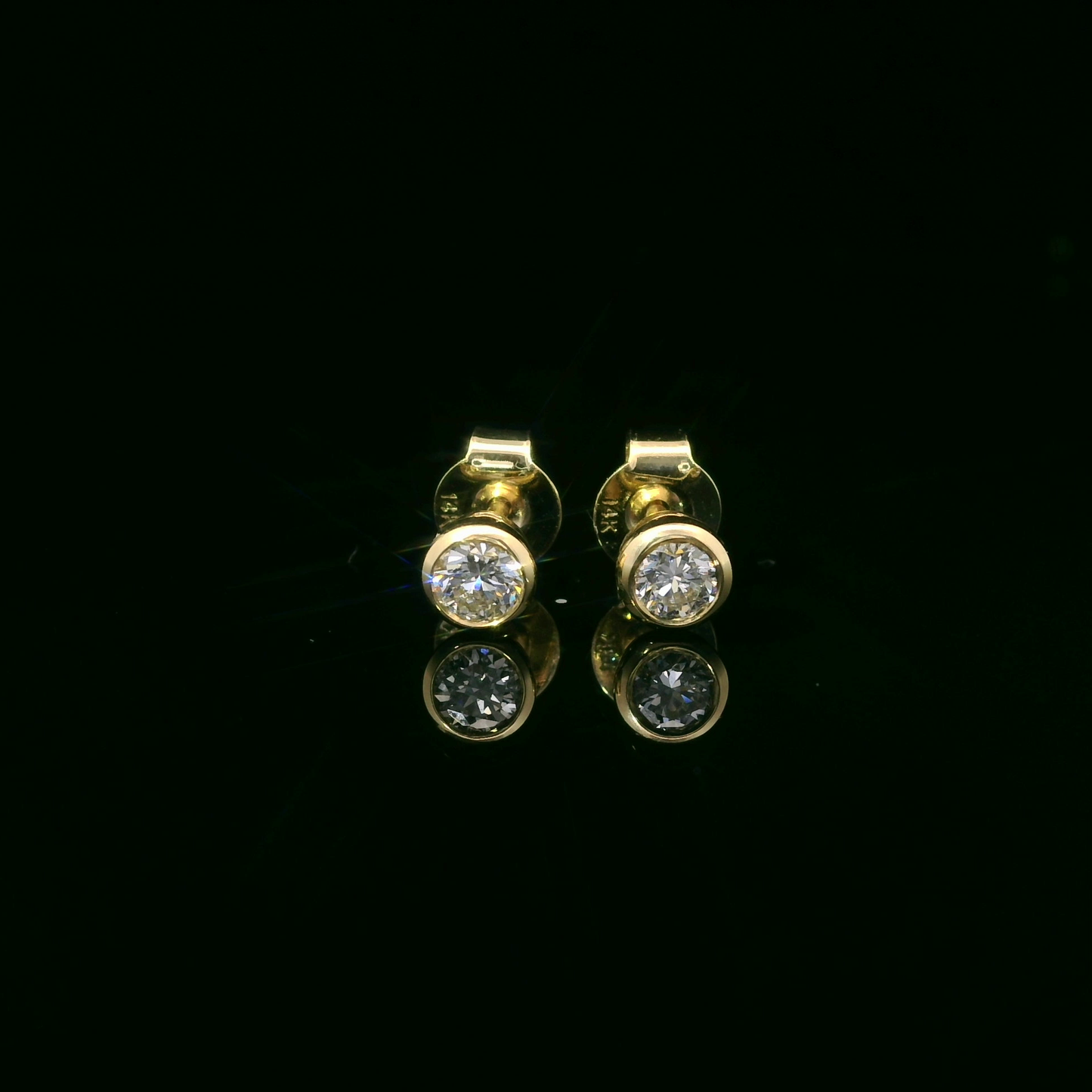 Bezel-Set 0.33ct Lab-Grown Round-Cut Diamond Stud Earrings in 14K Gold