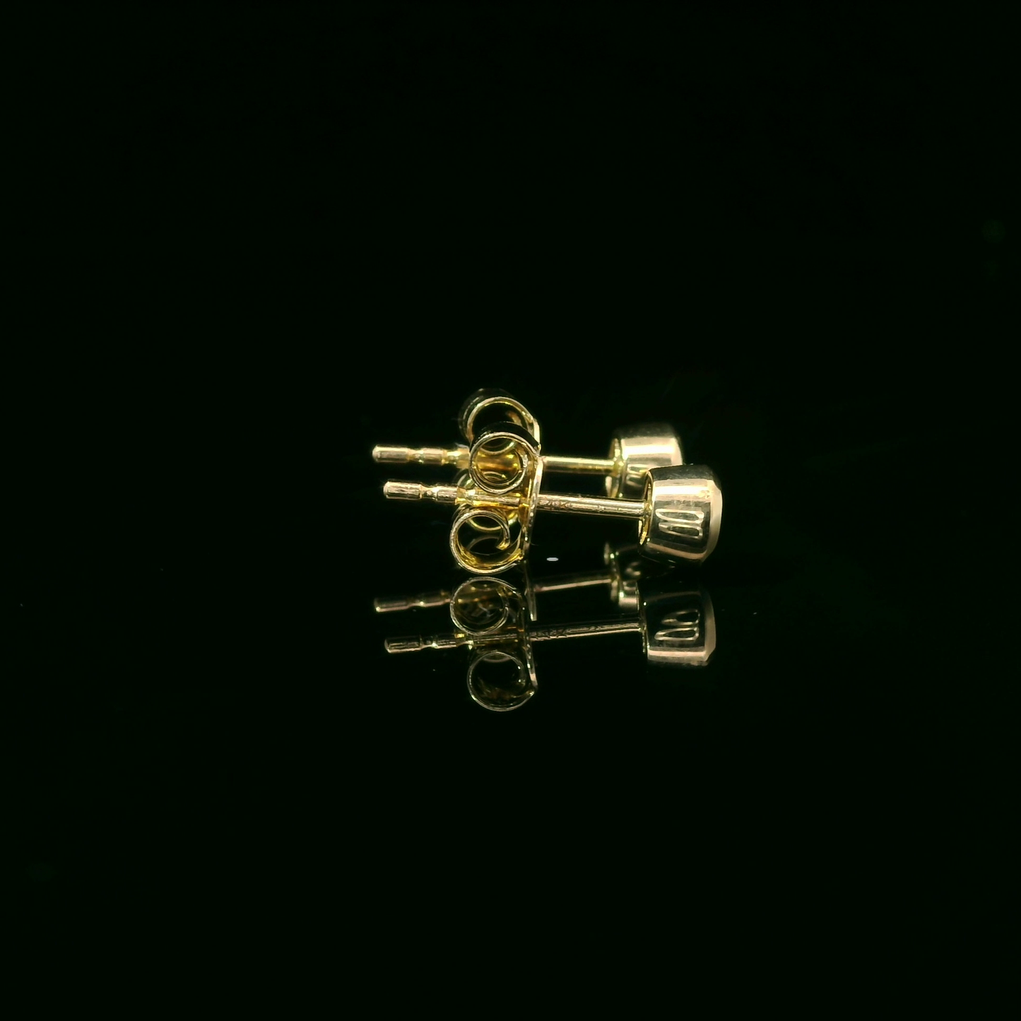 Bezel-Set 0.33ct Lab-Grown Round-Cut Diamond Stud Earrings in 14K Gold
