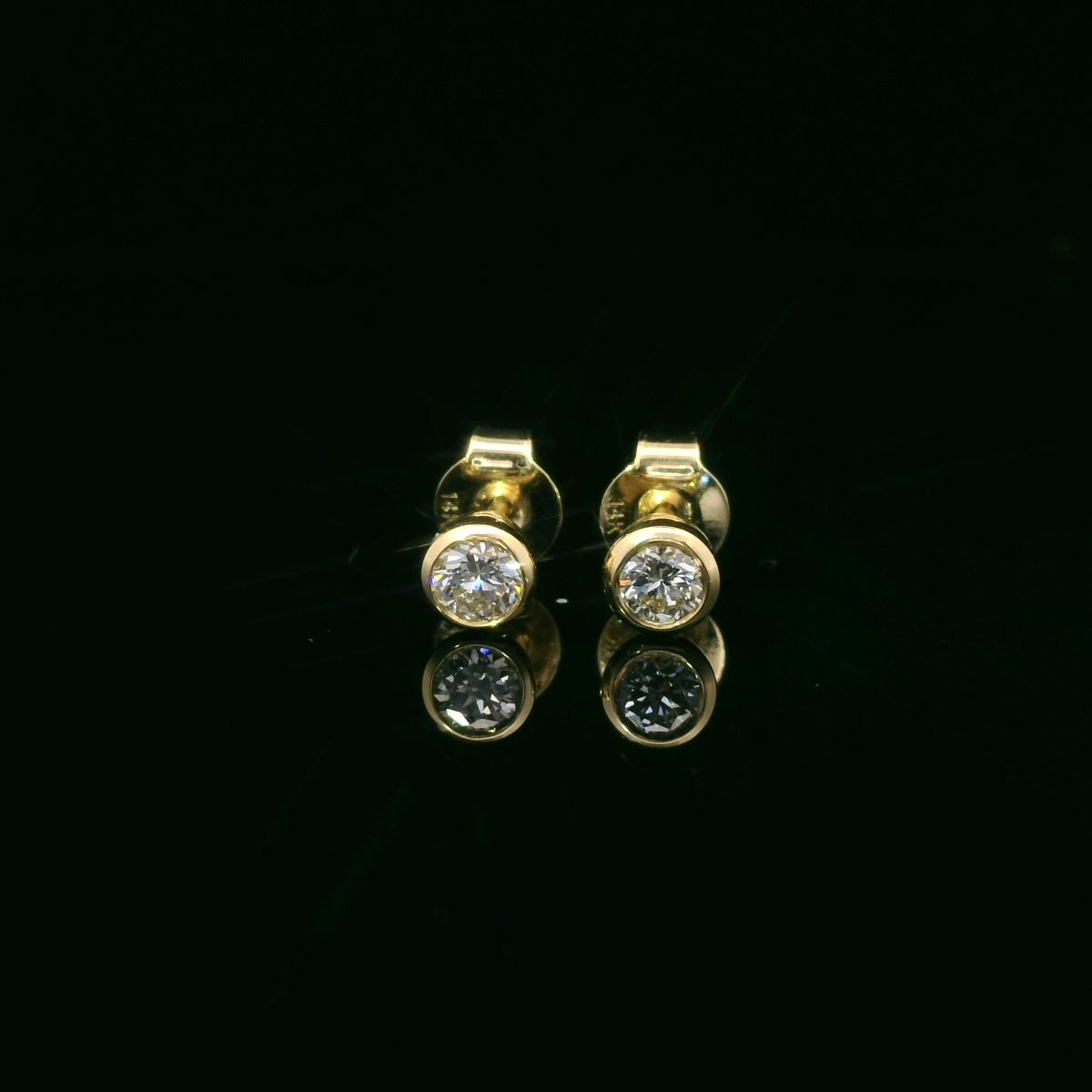 Bezel-Set 0.33ct Lab-Grown Round-Cut Diamond Stud Earrings in 14K Gold