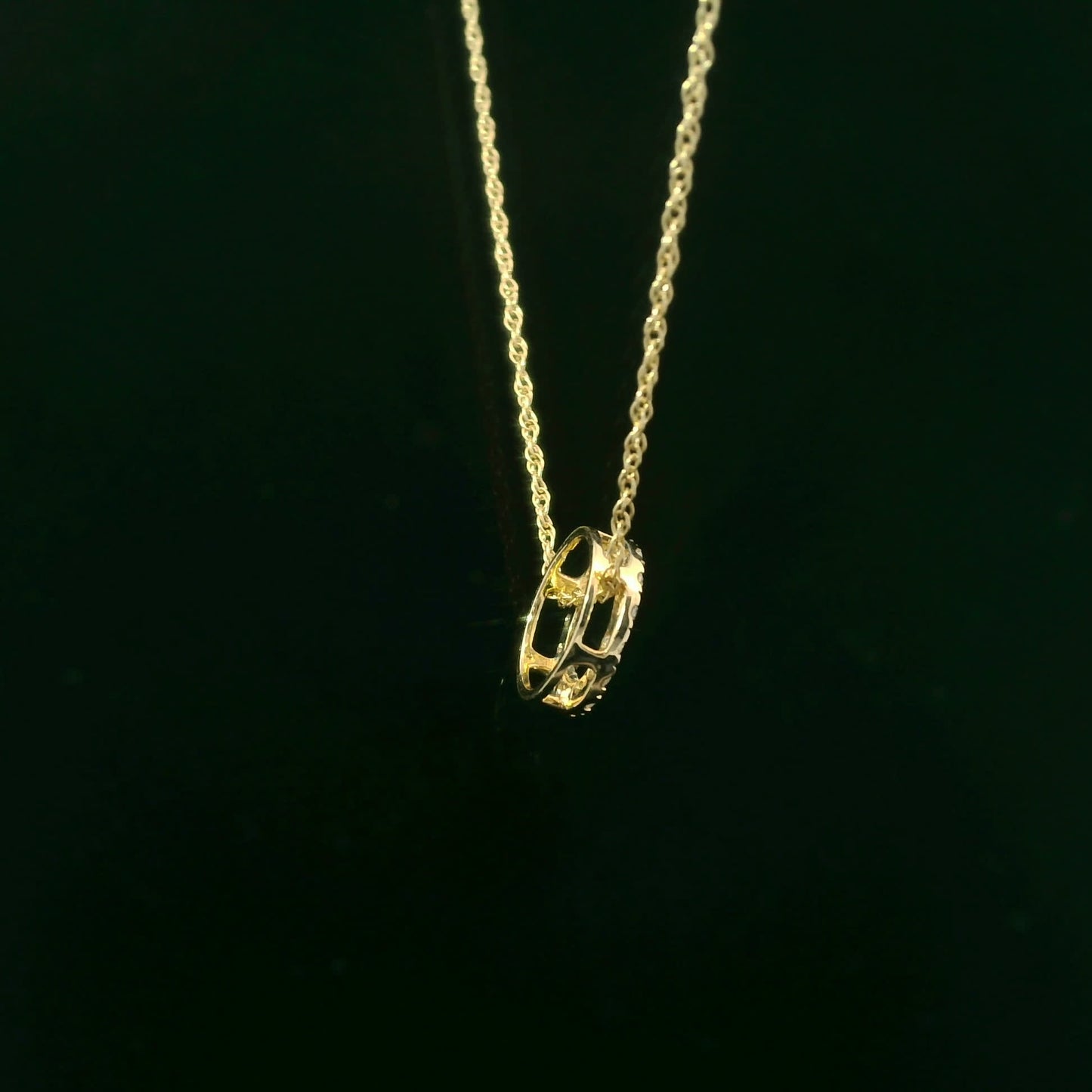 14K Yellow Gold Diamond Circle Pendant 1/4 Carat