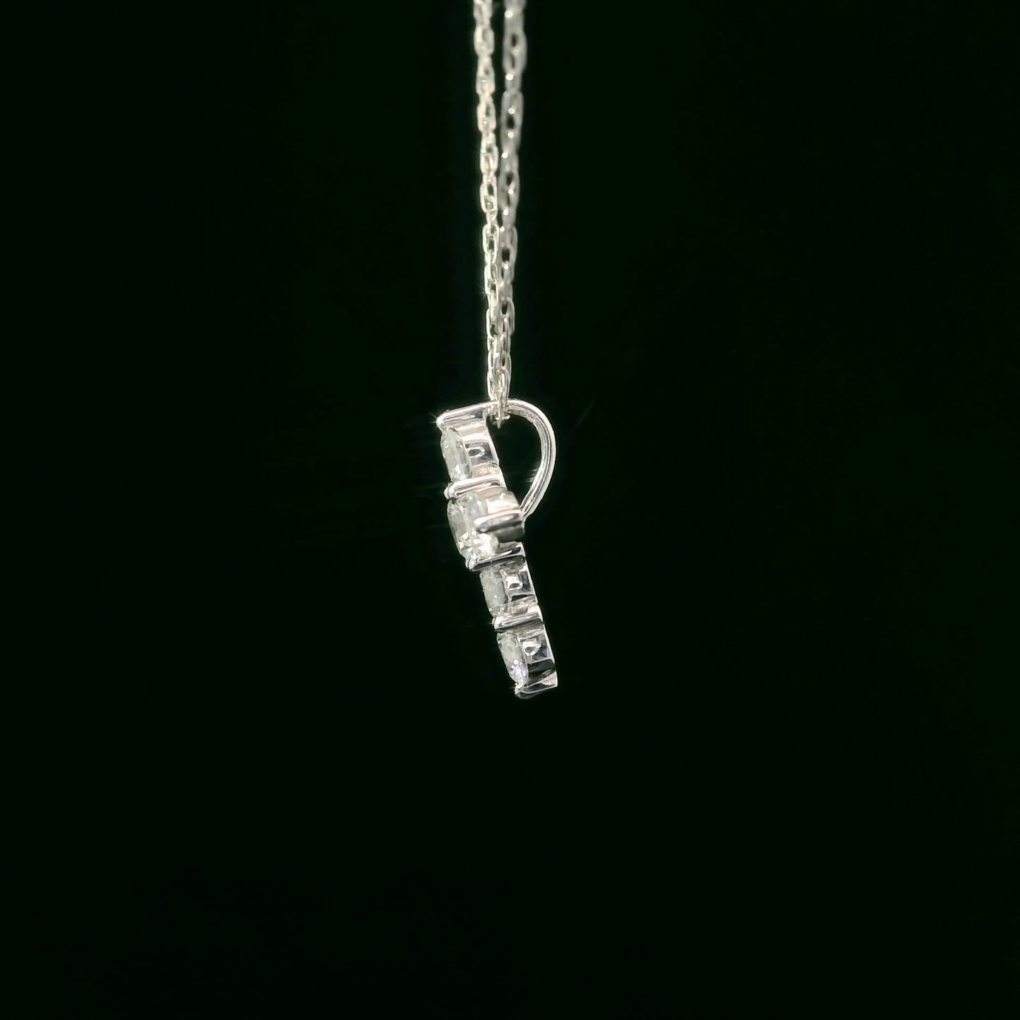 Stunning Cross Pendant 14K Gold Diamond , 0.25 Carat