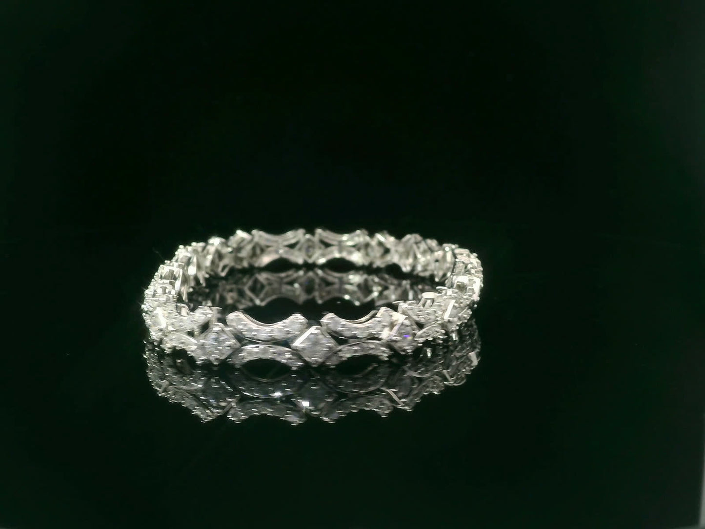 5Carat 10K diamond barcelet