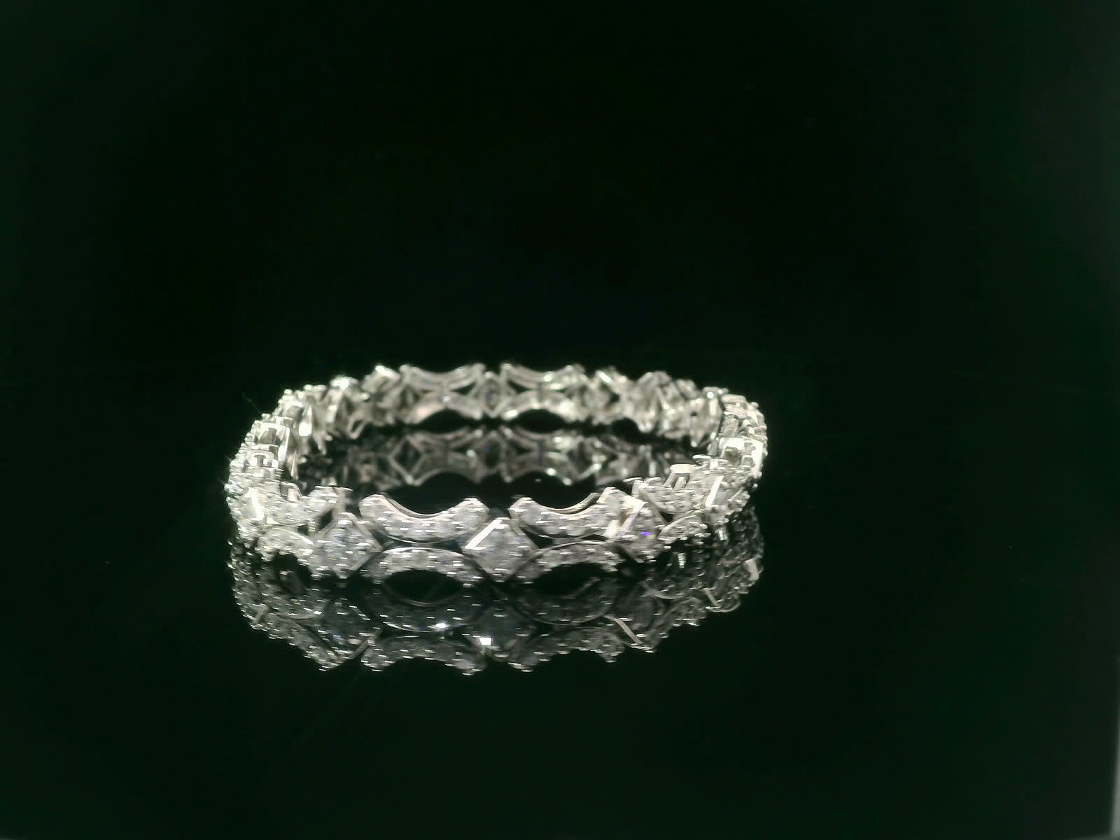 5Carat 10K diamond barcelet