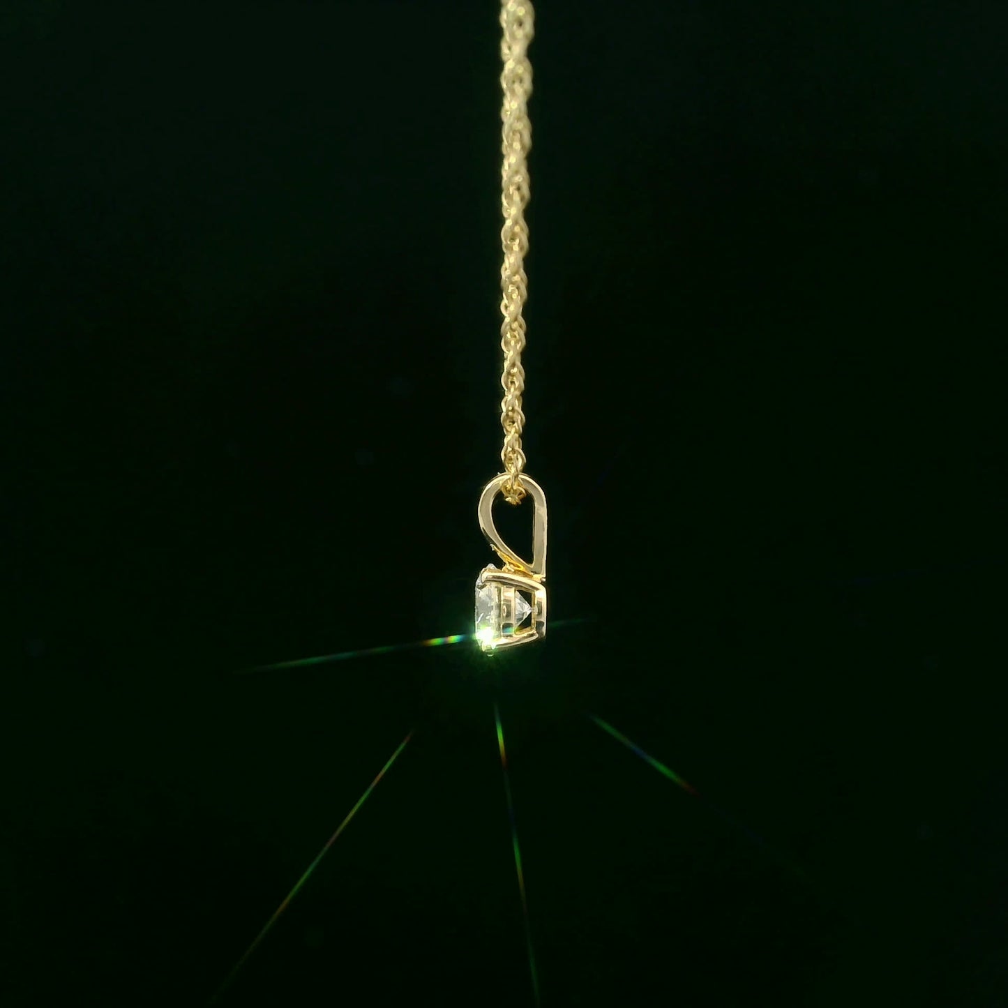 0.33Ctw 14K Elegant Brilliant Round-Cut Diamond Pendant Necklace