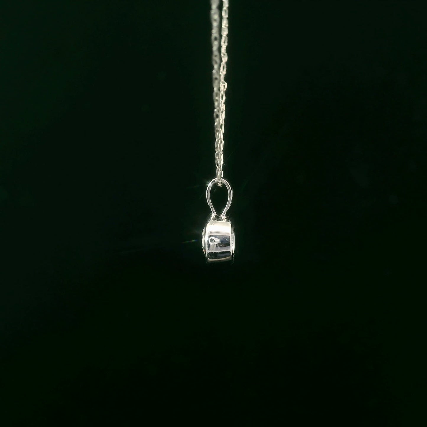 1/4Ct 14K Elegant Gold Pendant