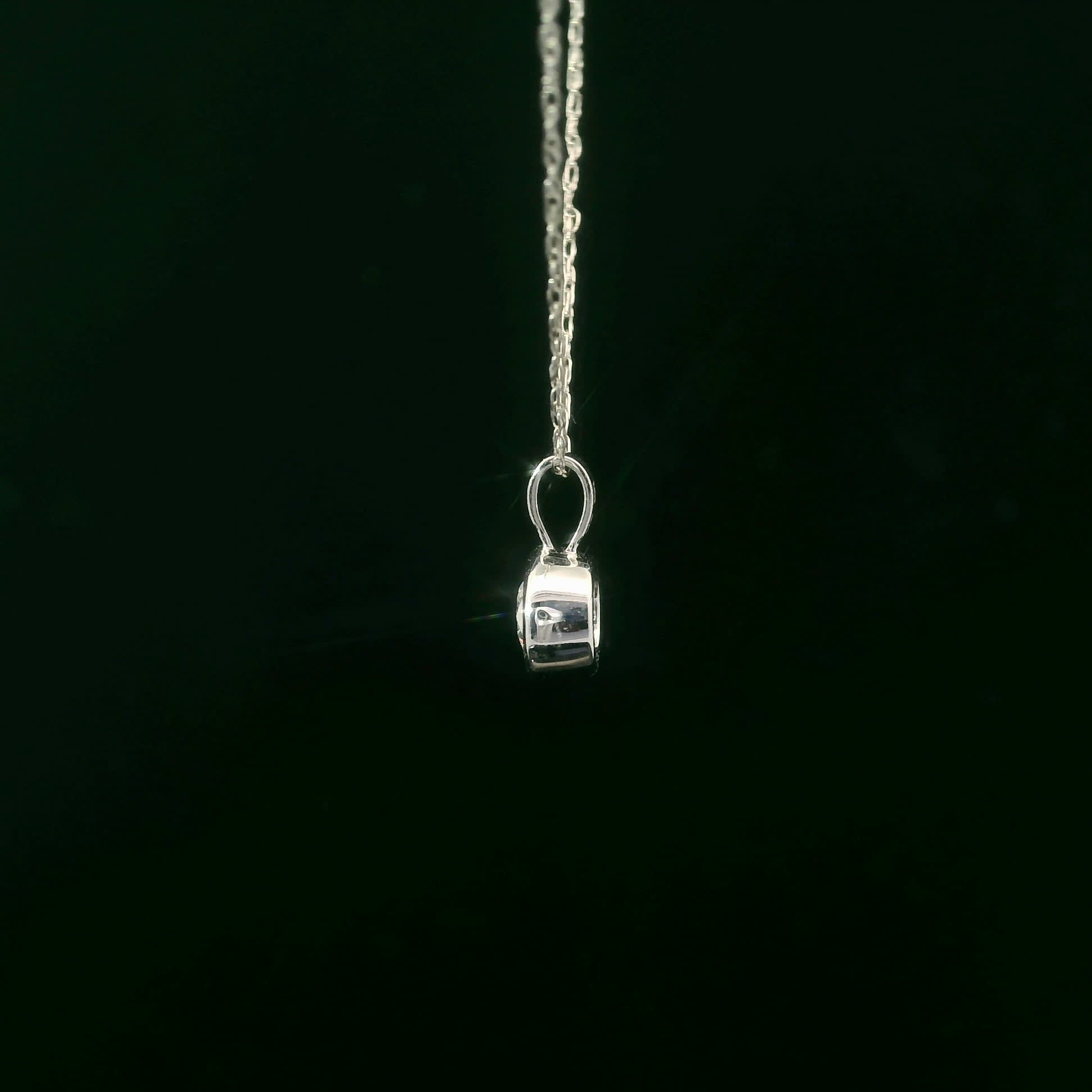 1/4Ct 14K Elegant Gold Pendant
