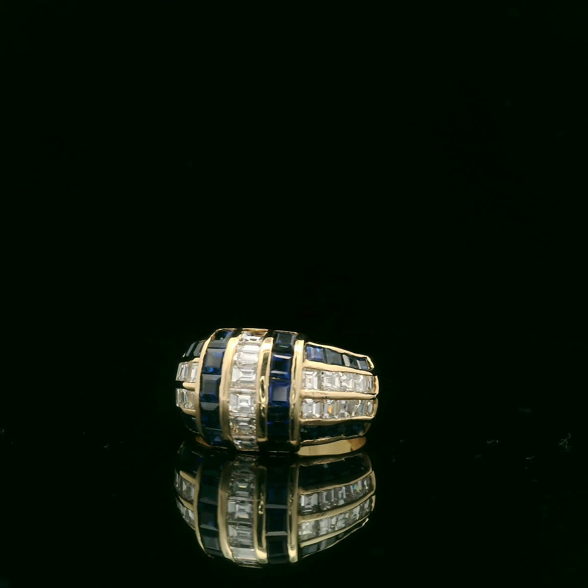 Elegant Gold and Blue Ring