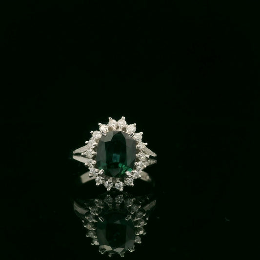 Elegant Emerald and Diamond Ring