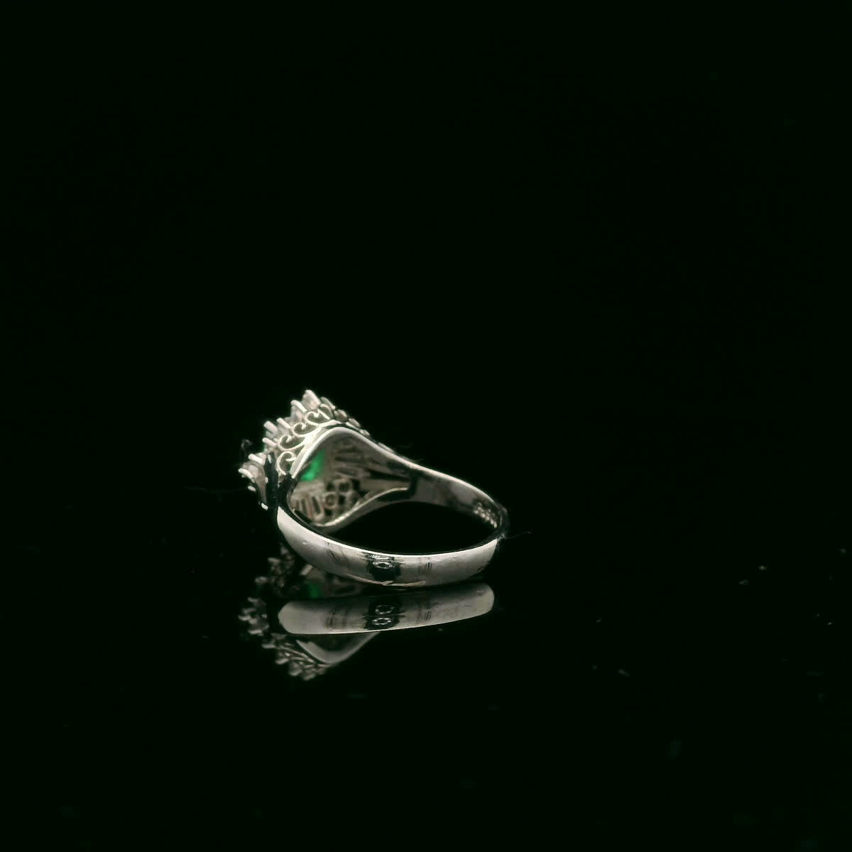 Elegant Emerald and Diamond Ring