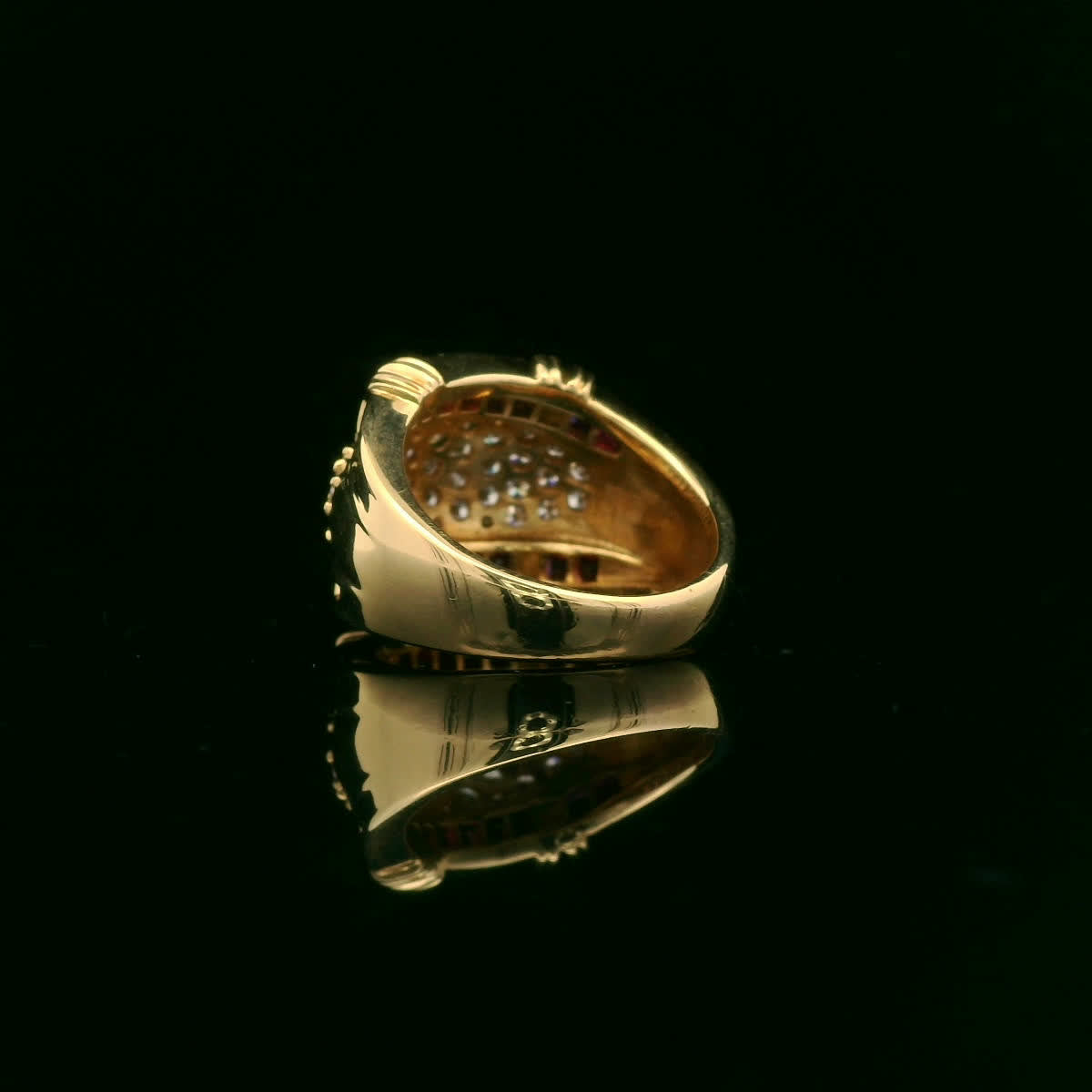 Elegant Gold and Diamond Ring