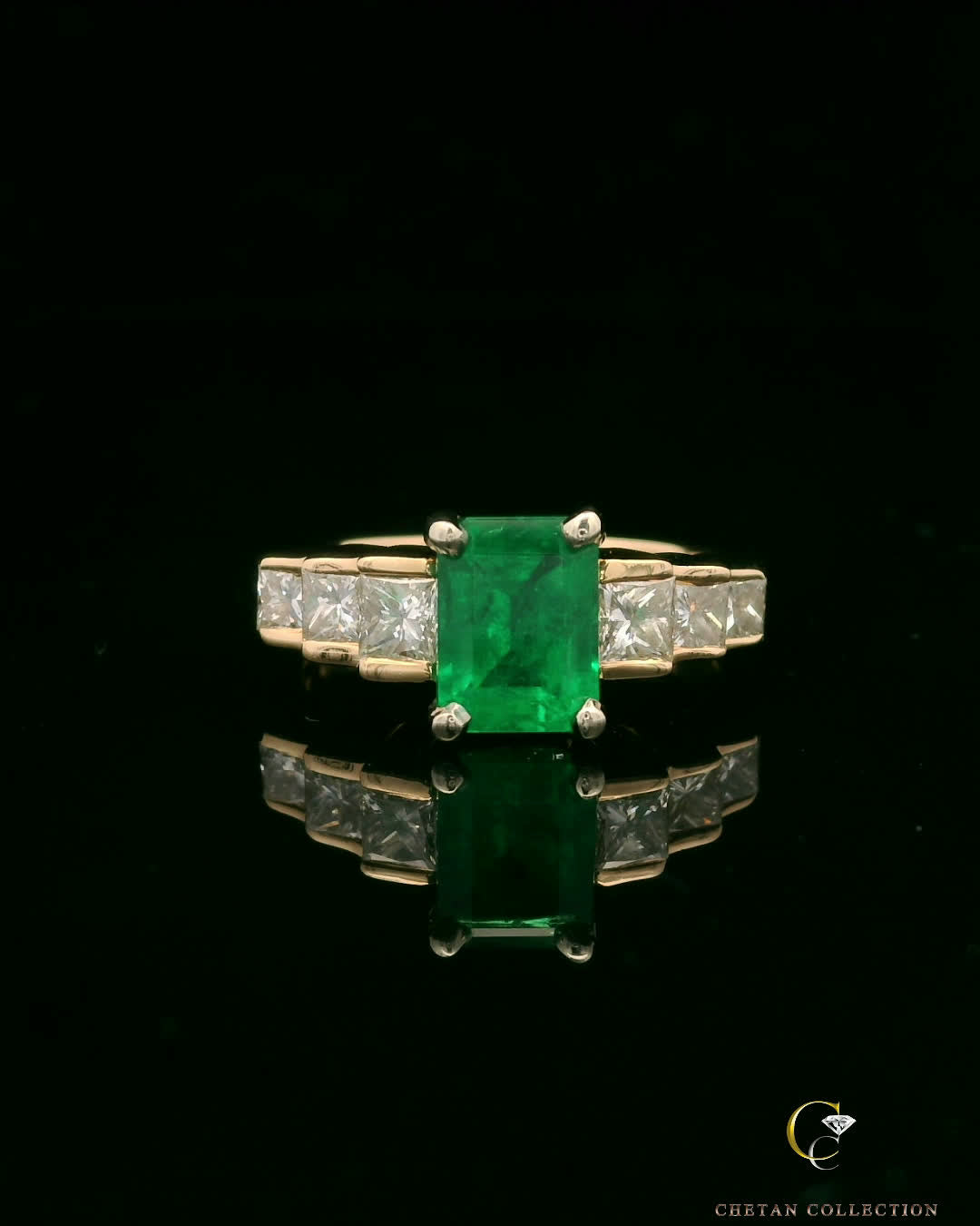 Elegant Emerald and Diamond Ring