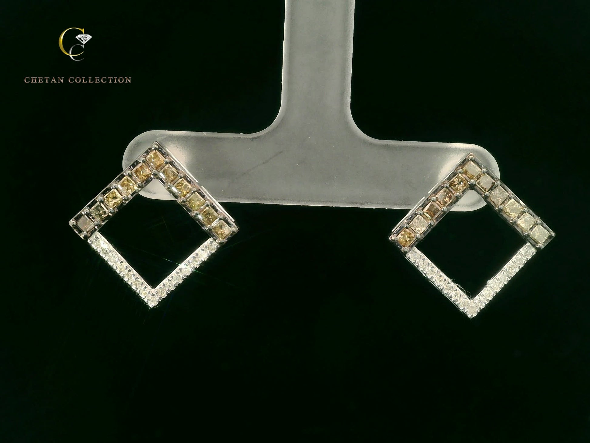 779 Earring 10KW 3.8 gm 0.95 ctw  Tag$1612