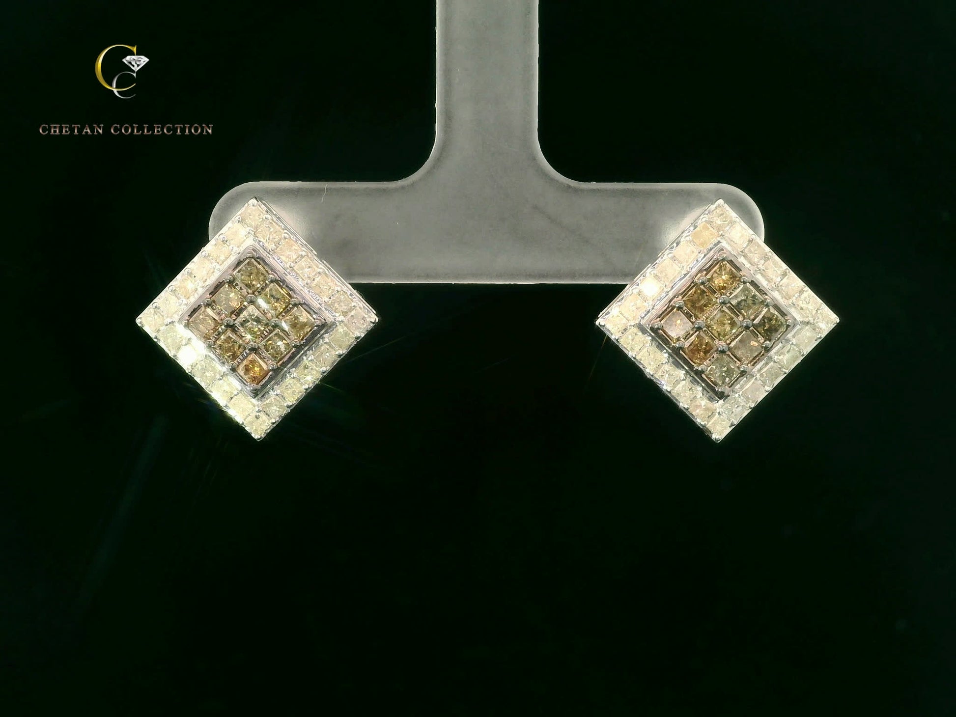 781 Earring 10KW 5.1 gm 2.25 ctw  Tag$2294